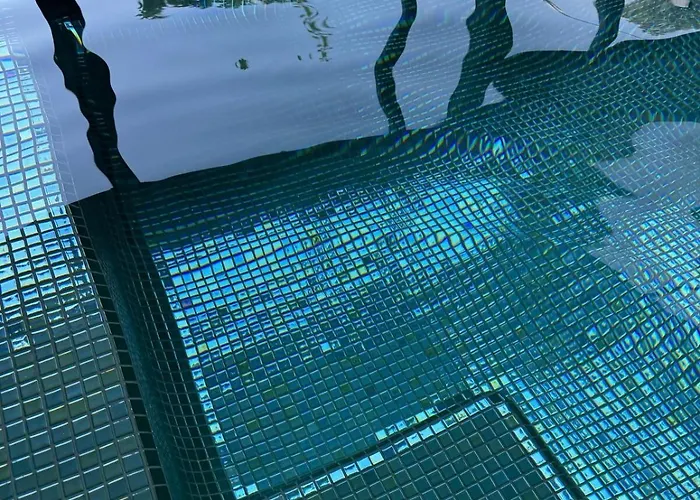 Lägenhet With Pool Barcelona *
